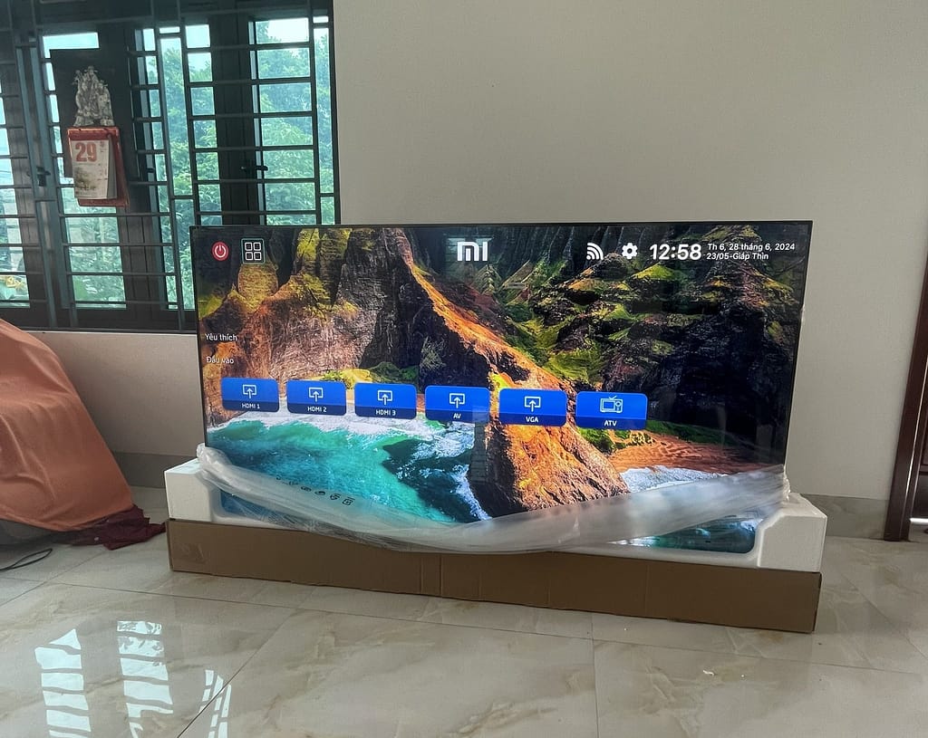 Tivi Xiaomi S MiniLED 85 inch lắp đặt 2